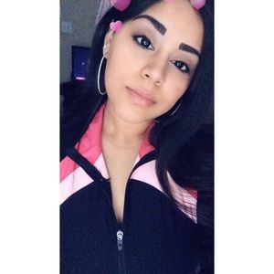 Meet your Posher, Christal